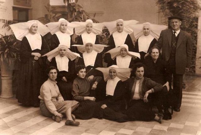 1960x Monjas en
